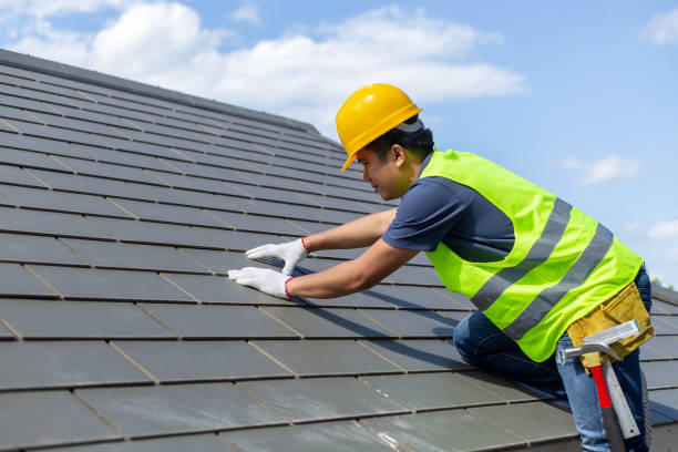 Best Best Roofing Contractors  in Halawa, HI